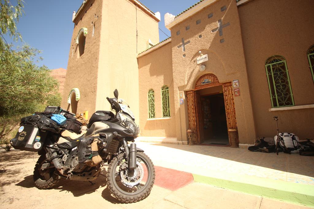 Kasbah Hotel Camping Jurassique Ifri Exterior photo